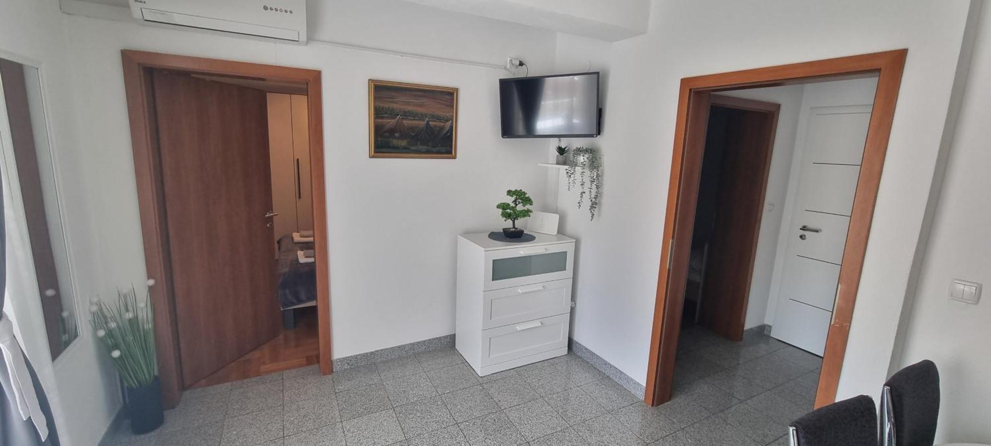 Apartments Cosic Grebastica Exterior photo